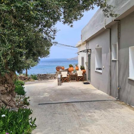 Colimbos Accommodation, 2 Min From The Beach Sfinarion ภายนอก รูปภาพ